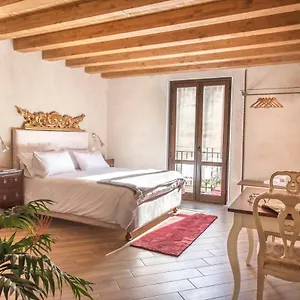 https://conte-federico-apartments.palermohotels.org
